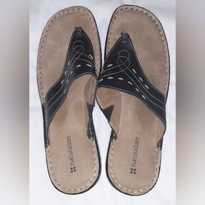 Naturalizer Canna Brown thong Sandals, women 8, new w/o tags
